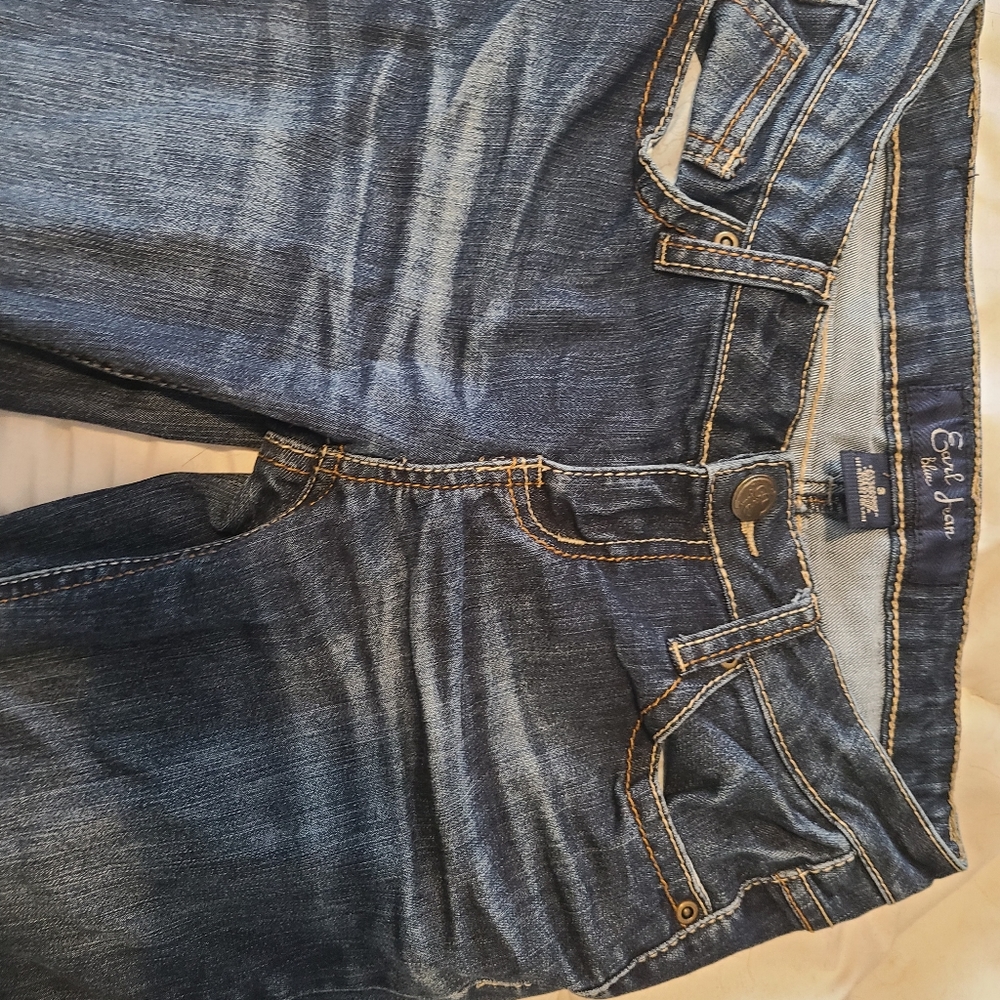 Earl Jeans